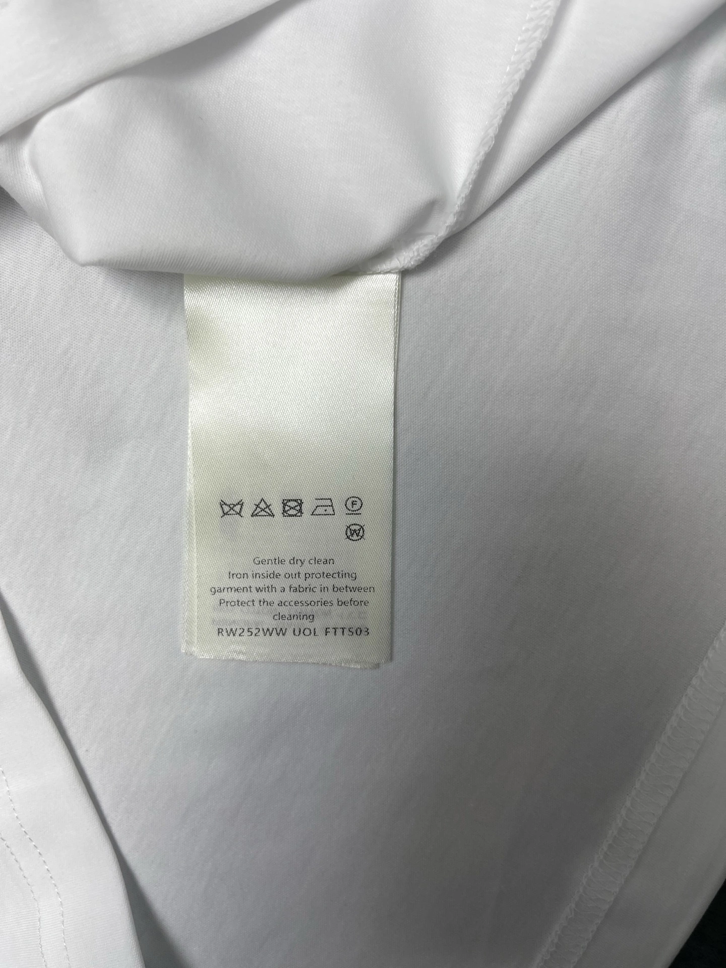 wg.luxury-- 8V item:E-F409E1537